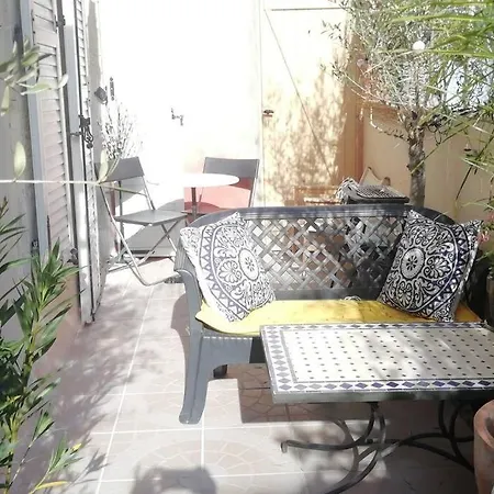 Beau T2 Clim Terrasse Superhote 公寓